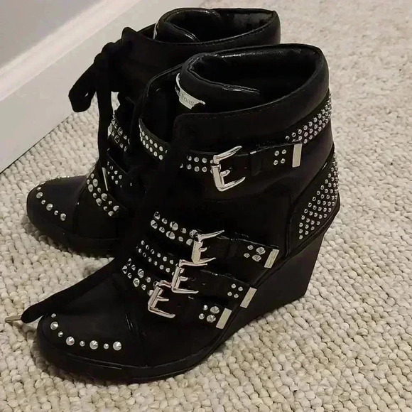 Michael Kors wedges  - Picture 3 of 16